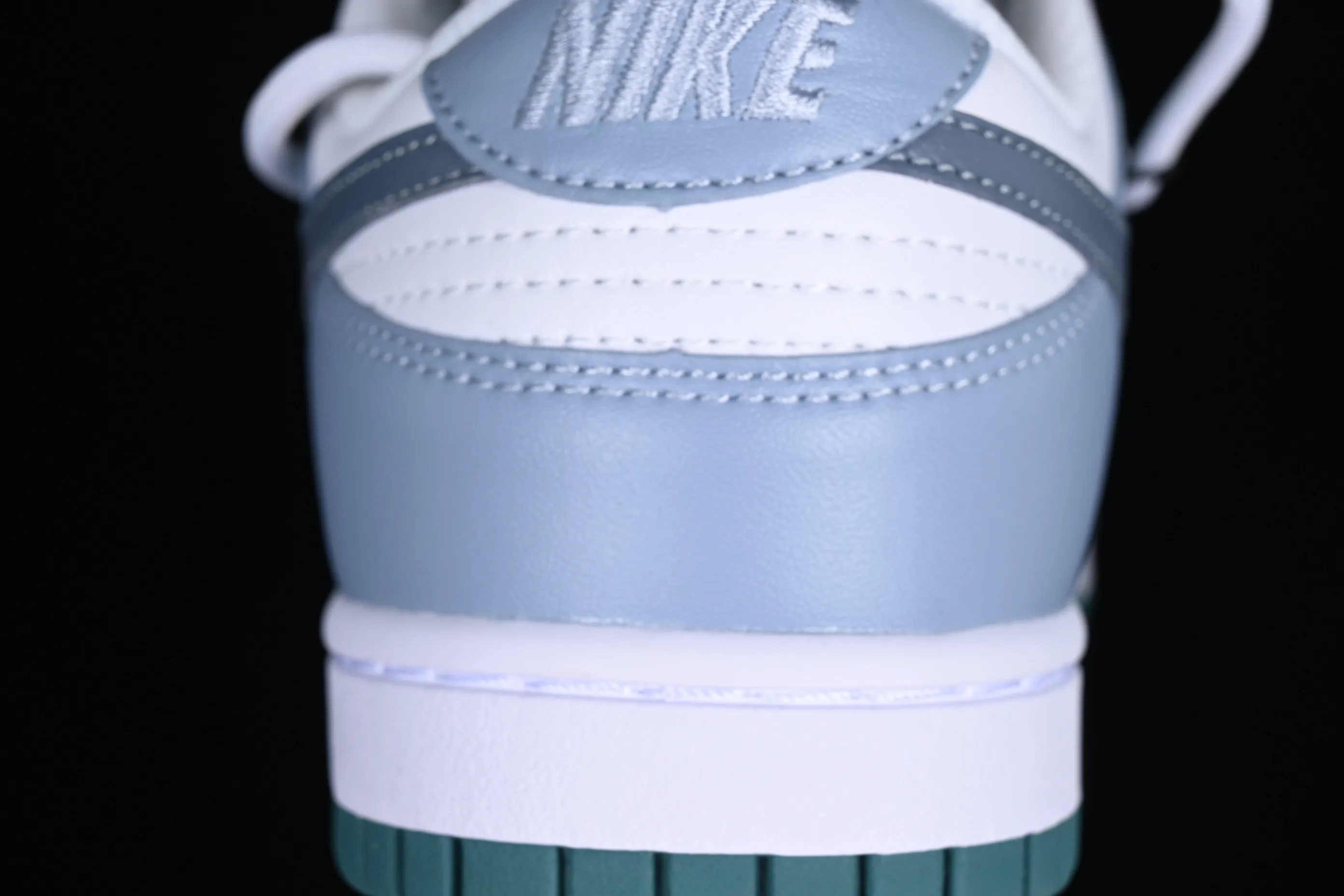 All categories Nk SB Dunk series Nk SB Dunk Low low-top sneakers Nk SB Dunk Low Strap milk blue SB low-top sports and leisure sneakers FD9911-101